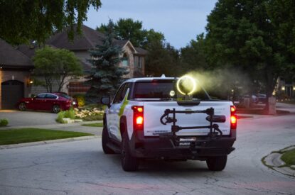 An Electric Truck Spraying Adult Mosquitoes With An Electric ULV Sprayer 2