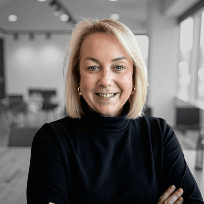 Denise Wolfe headshot